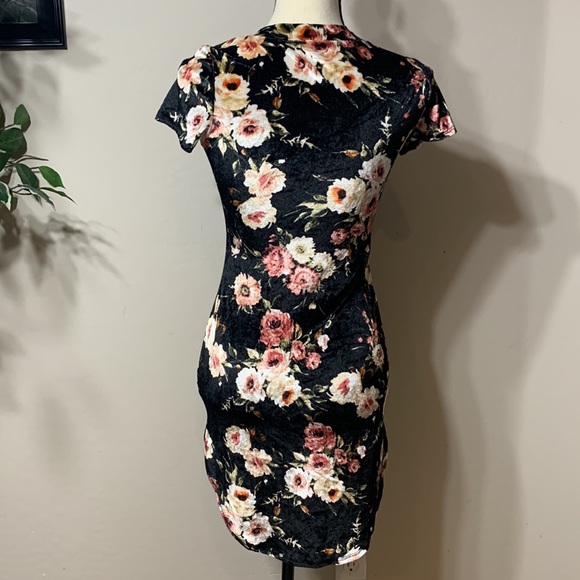 Obsession Floral Print Dress Size S - Picture 5 of 6